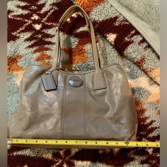 Coach Signature Stitch Carryall Kiss Lock Patent Leather Satchel - Picture 12 of 16